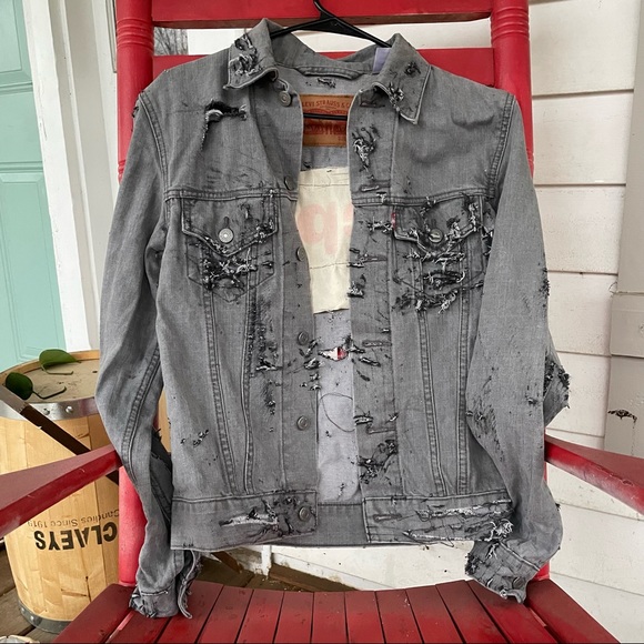 Levi’s vintage jacket upcycled with a depop canvas bag ❤️ - Picture 3 of 3